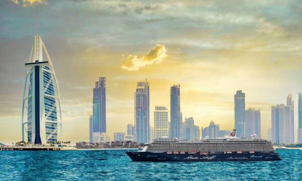 Mein Schiff Orient und Badeaufenthalt Dubai 2022 / 2023 Kombination 